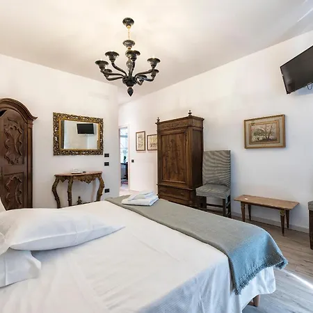 Loggia Del Castello 2*