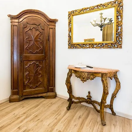 Loggia Del Castello ゲストハウス
